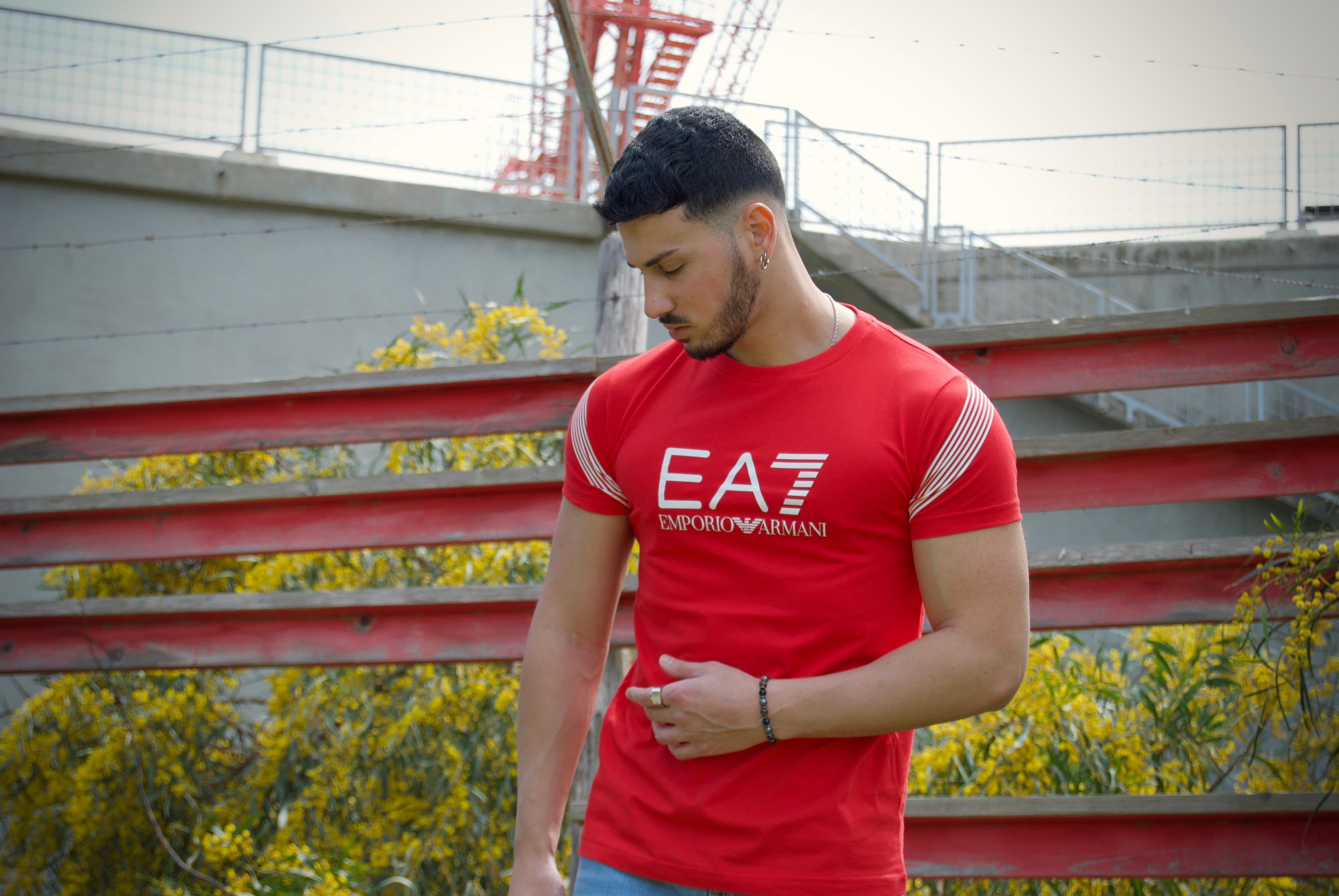 EA7 T SHIRT ROSSA CON STAMPE